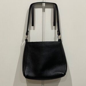 Portland Leather Triangle Shoulder Bag in pebbled black